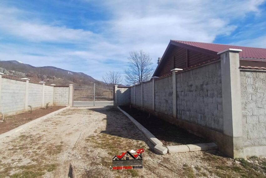 642715067_1580169357448005_2315393772446968420_n